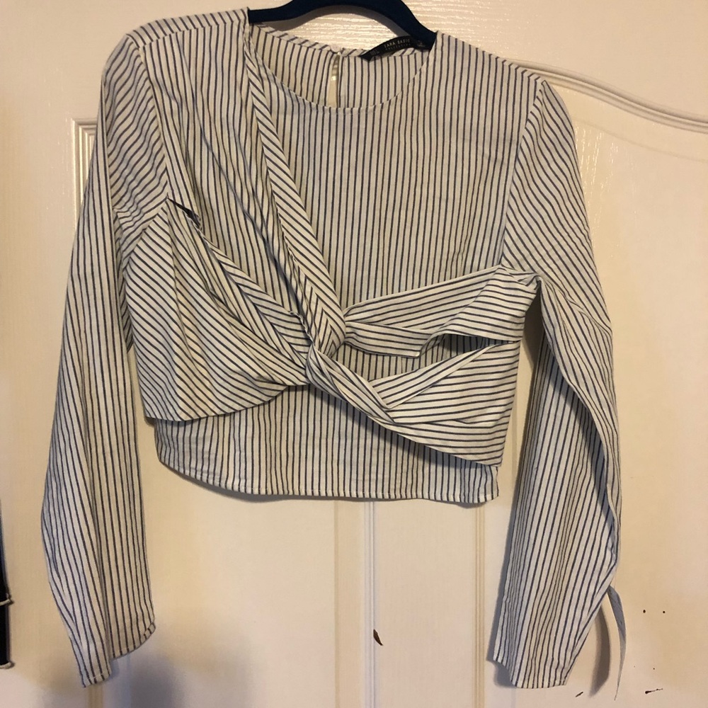 Zara crop long sleeve top